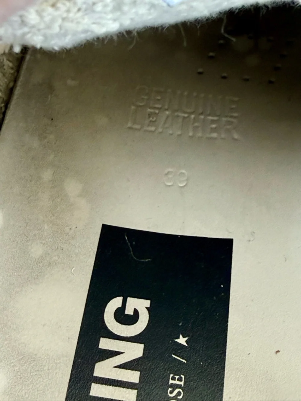 Golden Goose Running Sneakers Sz 39 Gold Cream Glitter Star Italy - Picture 11 of 11